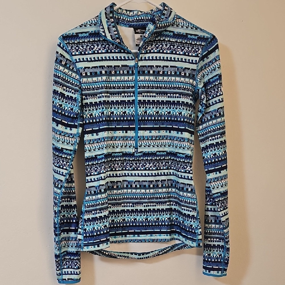 Nike Women's Long Sleeve Blue Patterned Tee